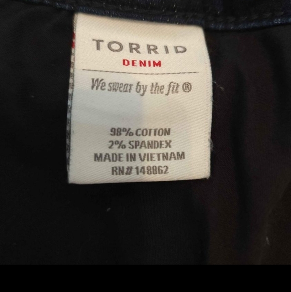 Torrid Denim Relaxed Boot Jeans Women’s Size 20R Dark Wash Stretch - Picture 6 of 9
